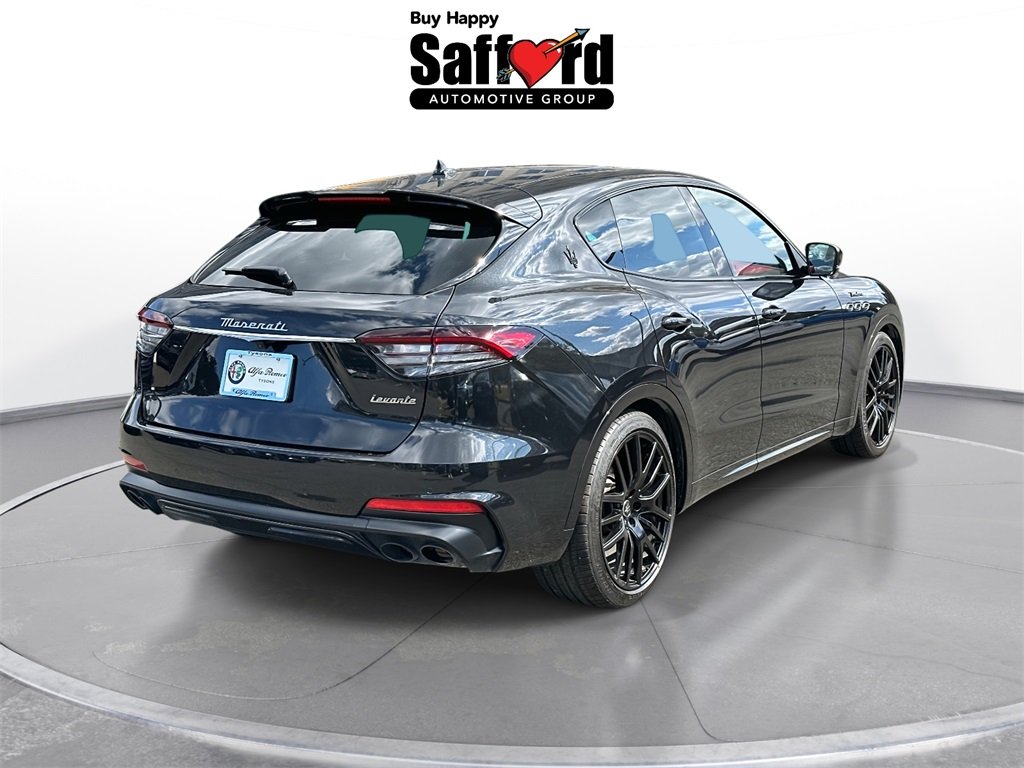 2022 Maserati Levante Modena photo 11