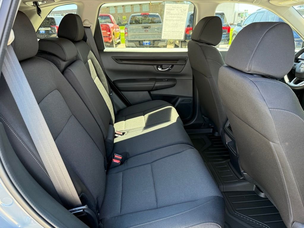 2025 Honda CR-V LX photo 21