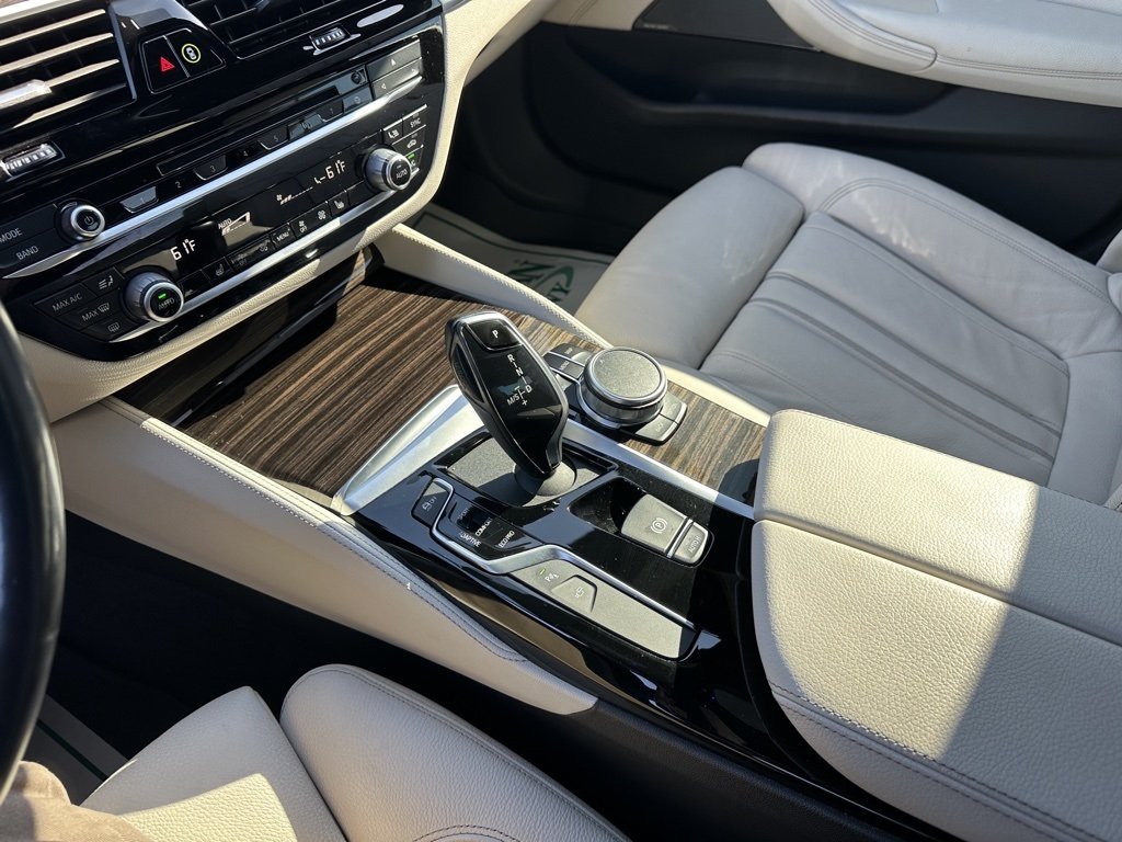 2019 Bmw M550i xDrive Sedan photo 14