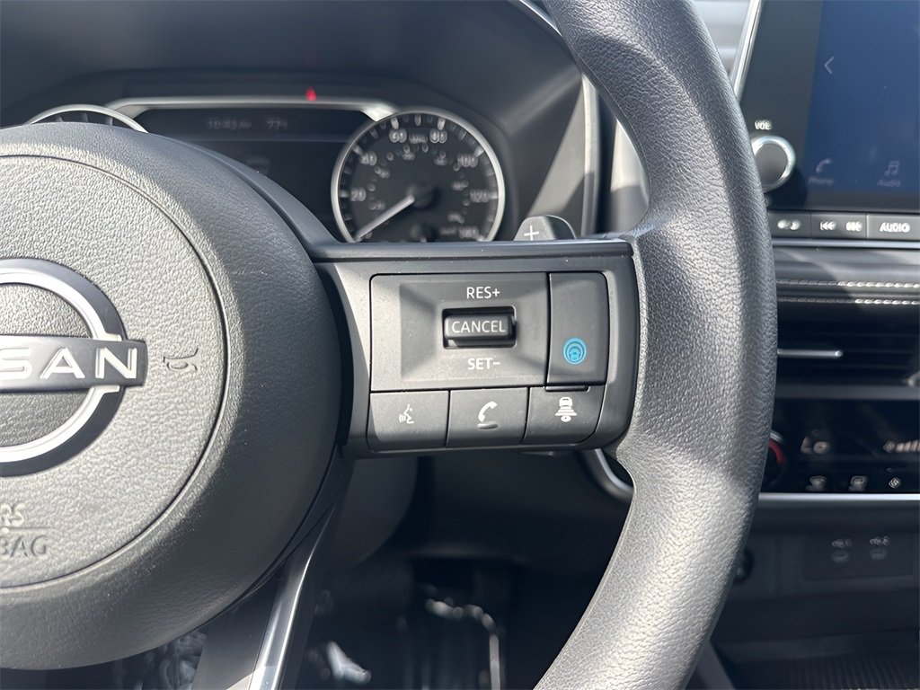 2024 Nissan Rogue SV photo 14