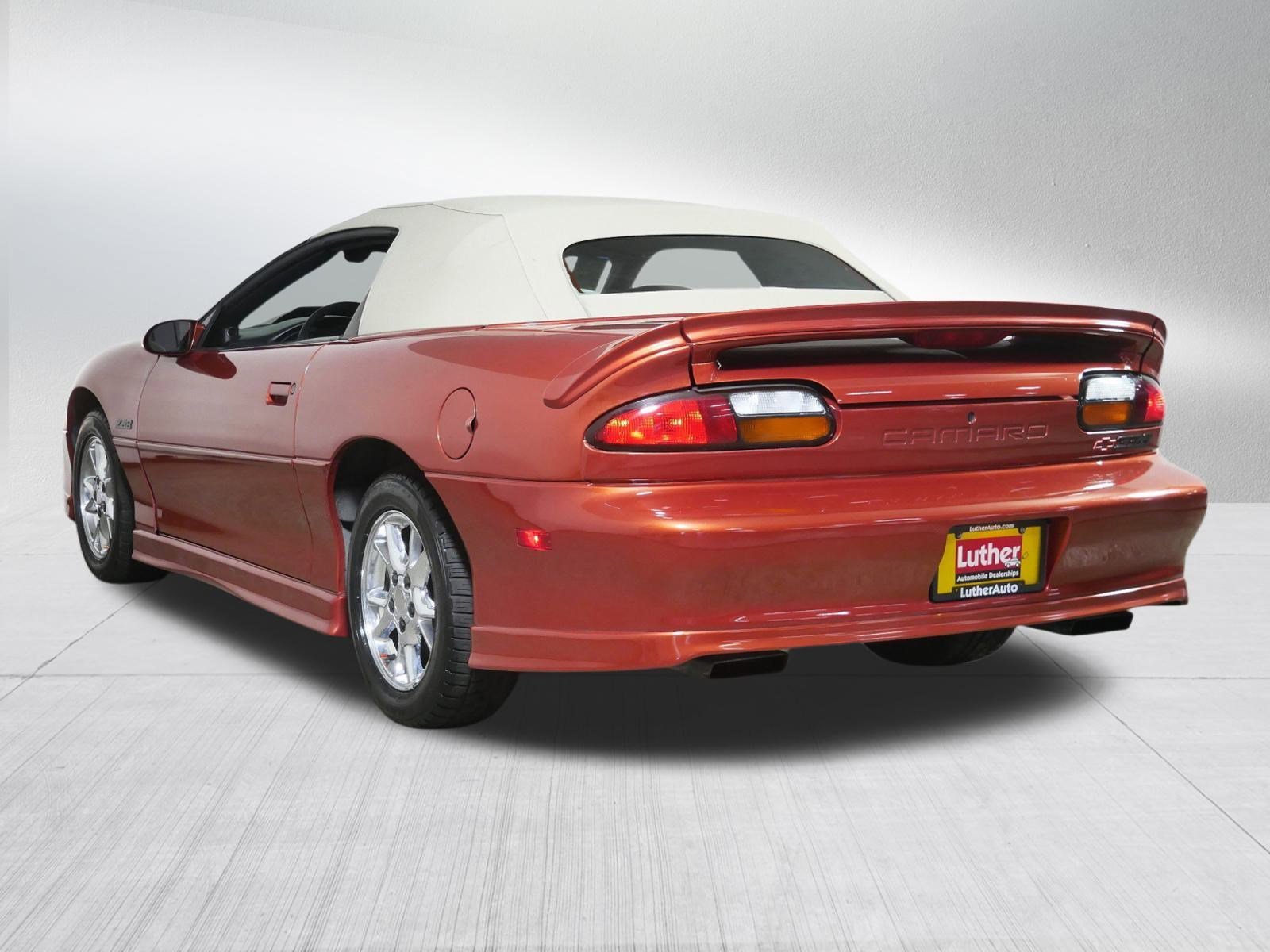 2002 Chevrolet Camaro Sport Coupe photo 5