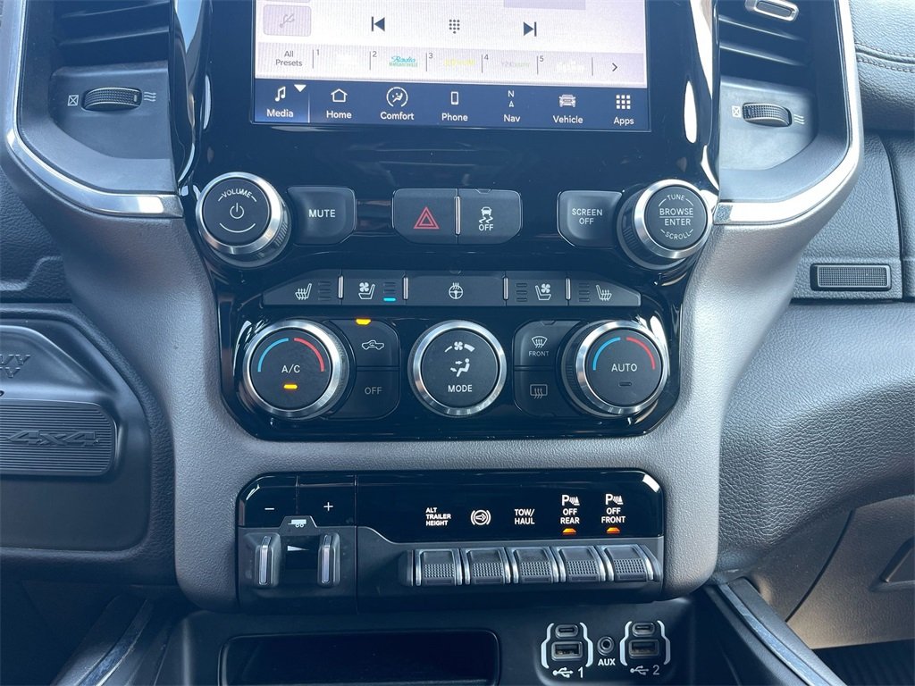 2022 Ram 2500 Laramie photo 16