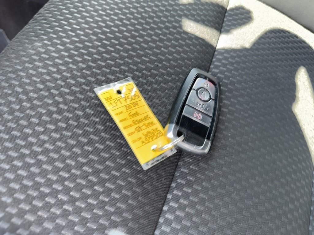 2024 Ford Escape ST-Line photo 30