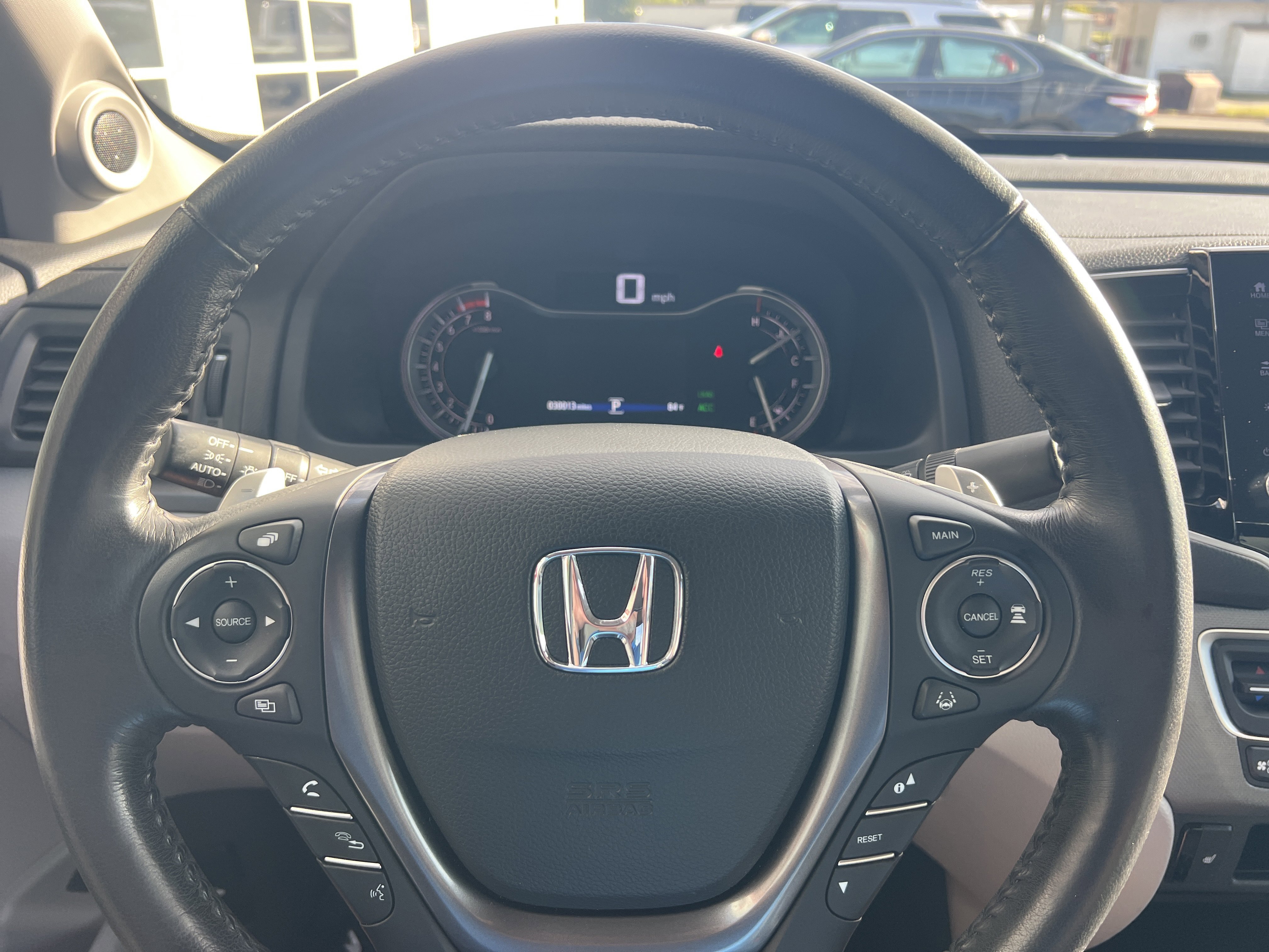 2022 Honda Ridgeline RTL photo 2
