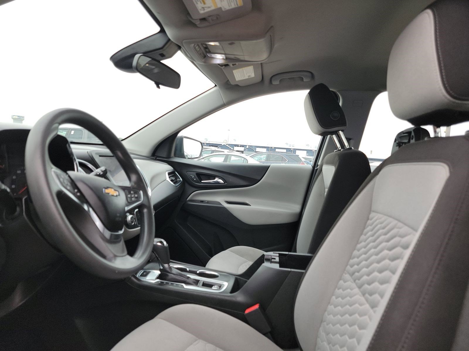 2021 Chevrolet Equinox LS photo 7