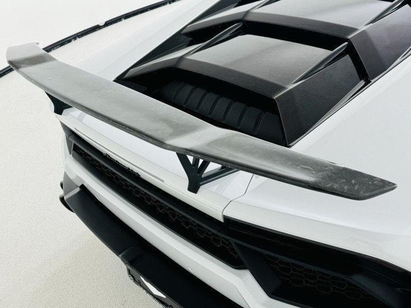 2019 Lamborghini Huracan photo 26