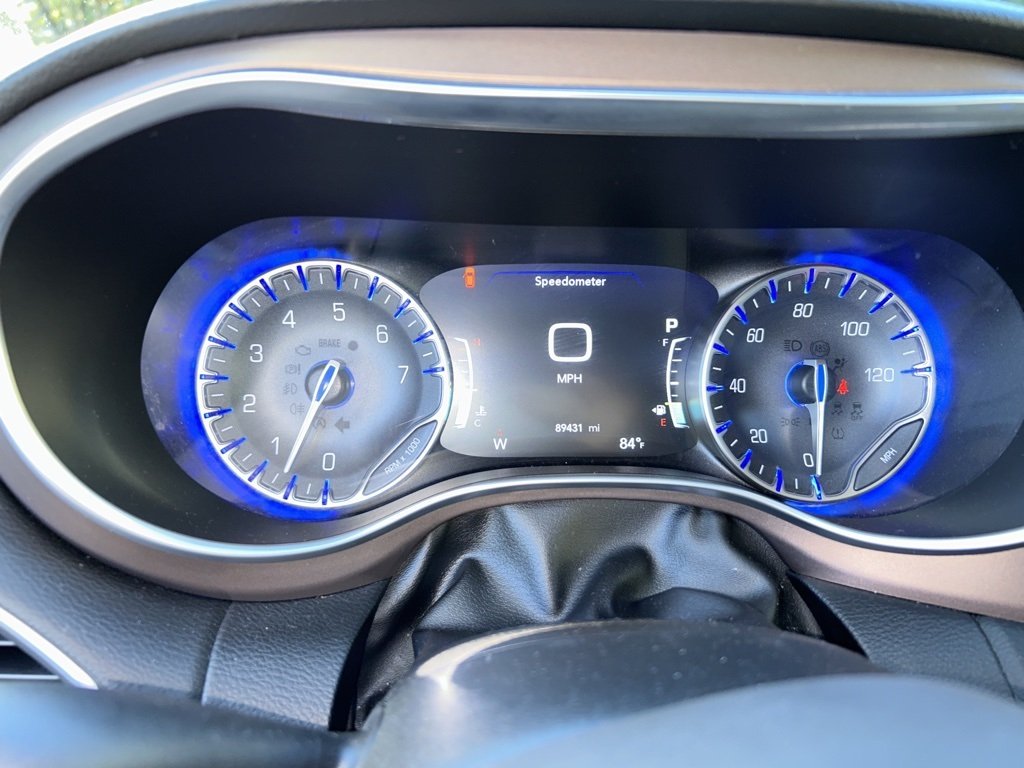 2017 Chrysler Pacifica Touring Plus photo 16