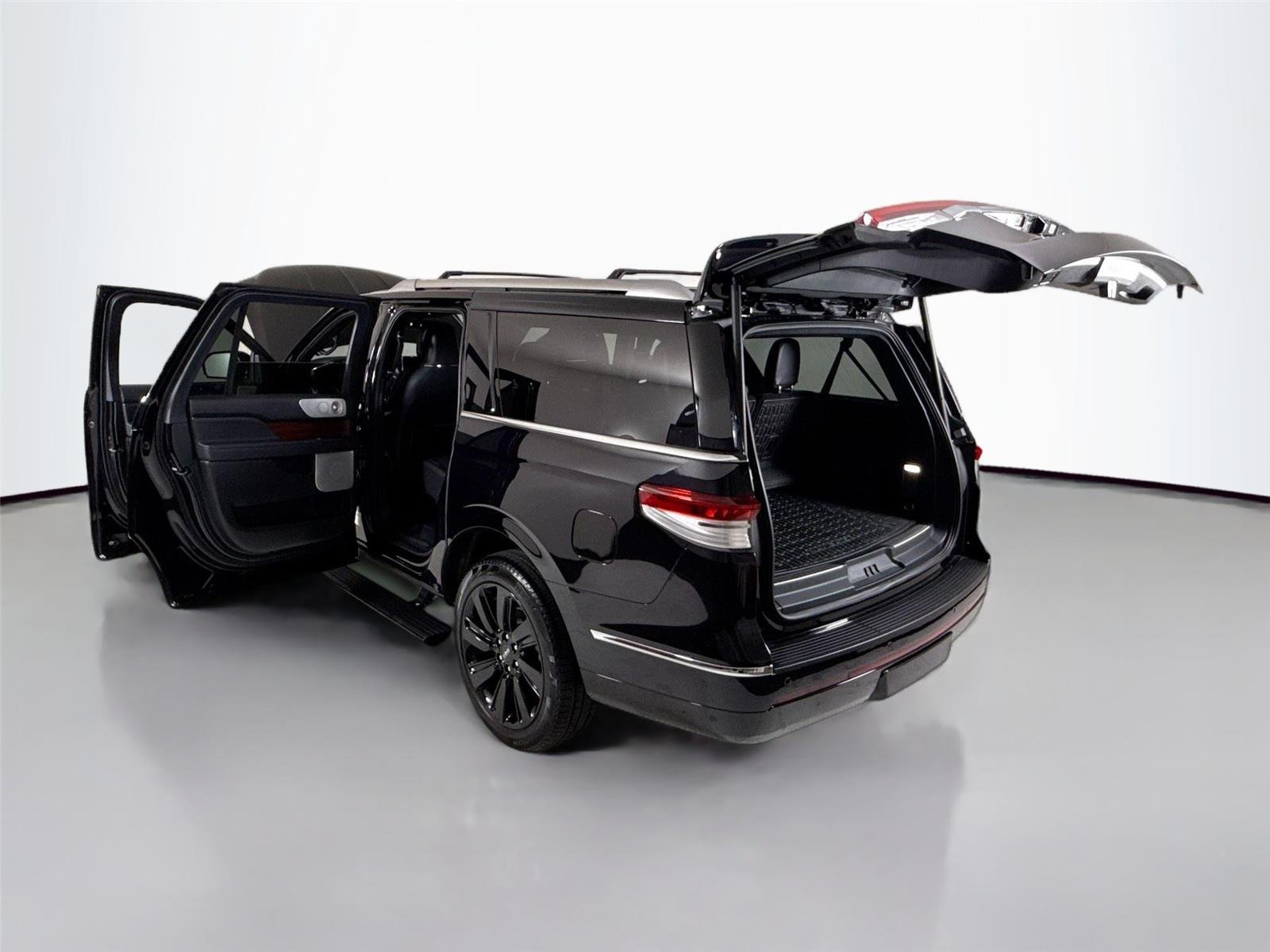 2024 Lincoln Navigator L Reserve photo 39