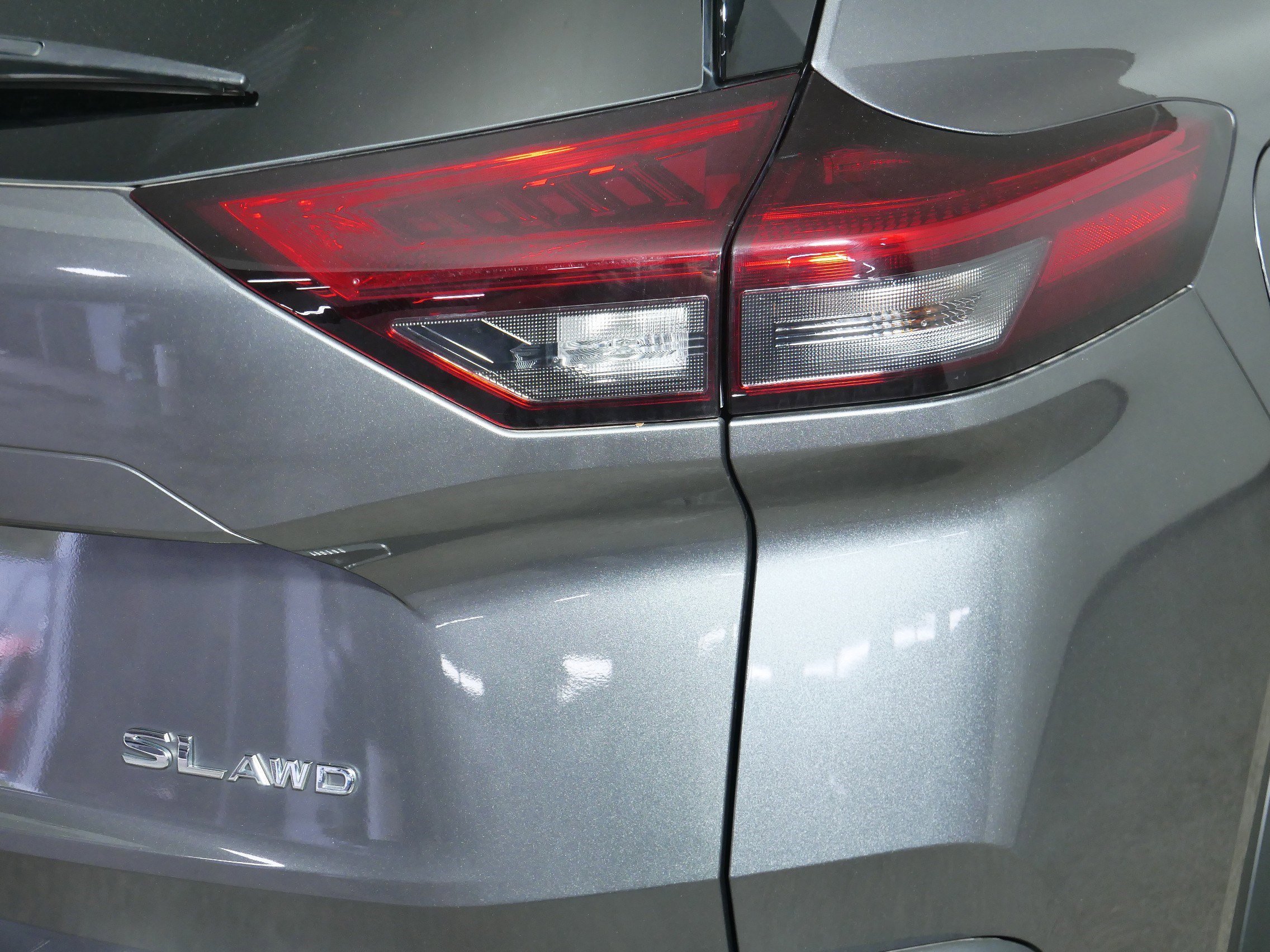 2022 Nissan Rogue SL photo 17