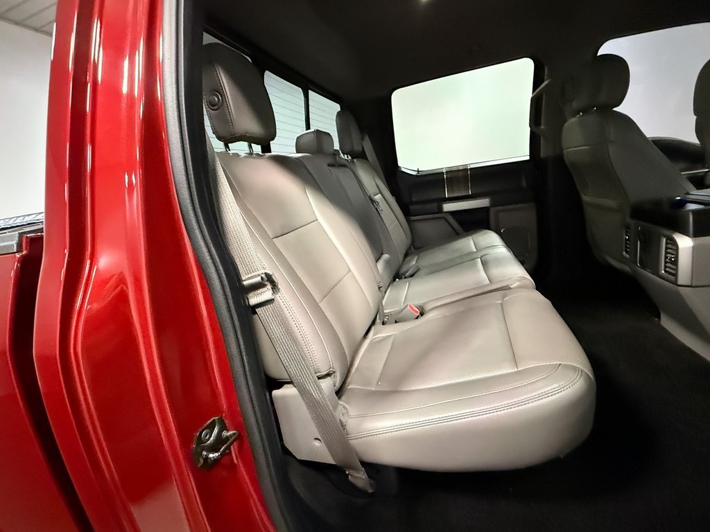 2016 Ford F-150 Lariat photo 11