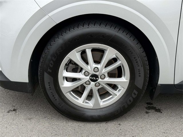 2022 Kia Carnival LX photo 11