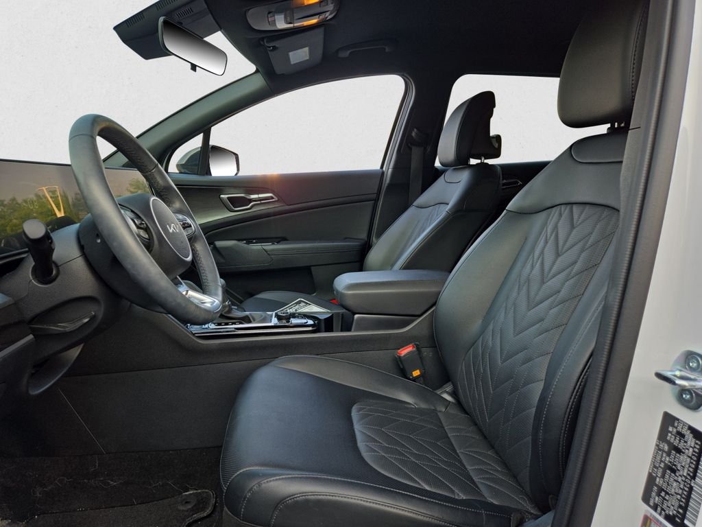 2024 Kia Sportage X-Line photo 9