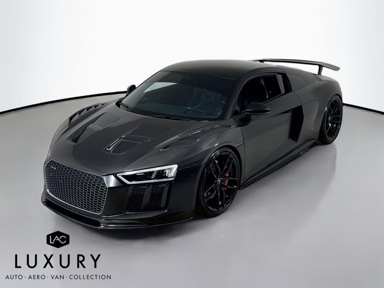 2017 Audi R8 V10 photo 2