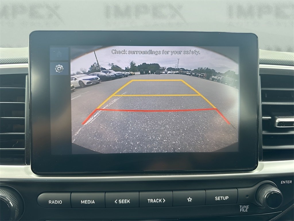 2024 Hyundai Venue SEL photo 19