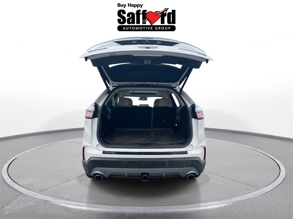 2019 Ford Edge Titanium photo 9