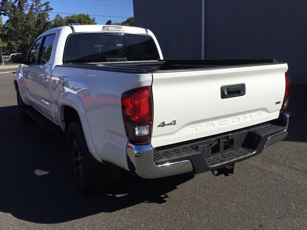 2021 Toyota Tacoma SR5 4x4 photo 3