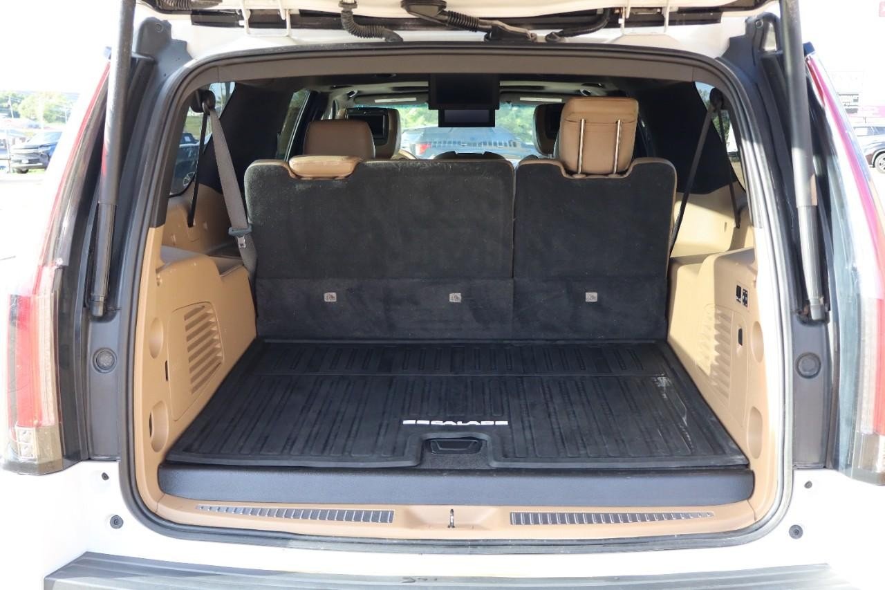 2019 Cadillac Escalade ESV Platinum photo 21