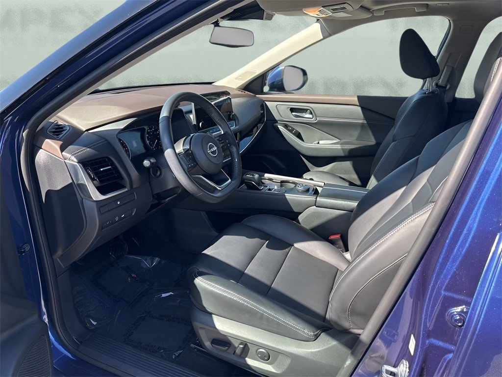 2023 Nissan Rogue SL photo 9
