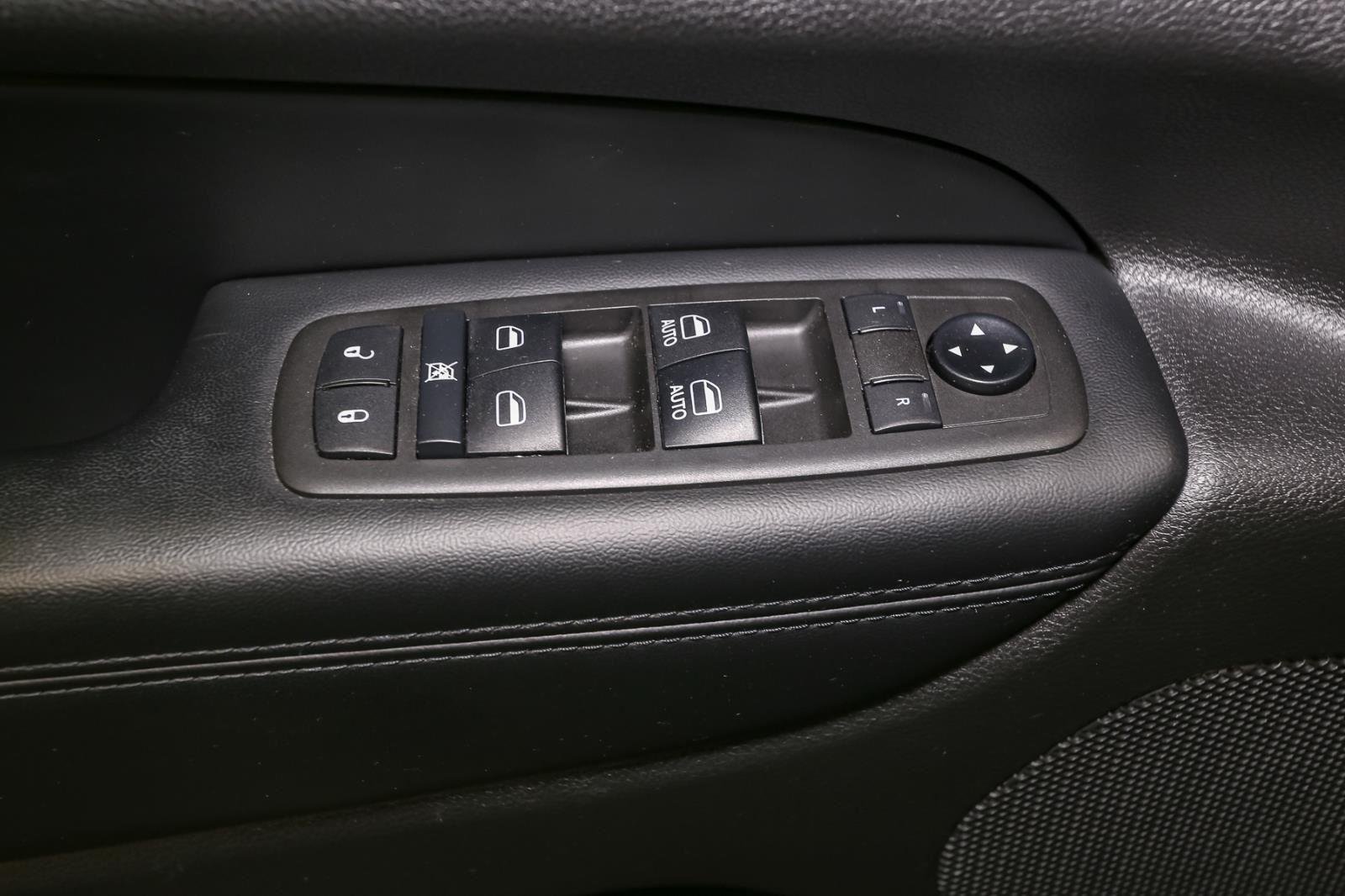 2021 Jeep Grand Cherokee Laredo X photo 36