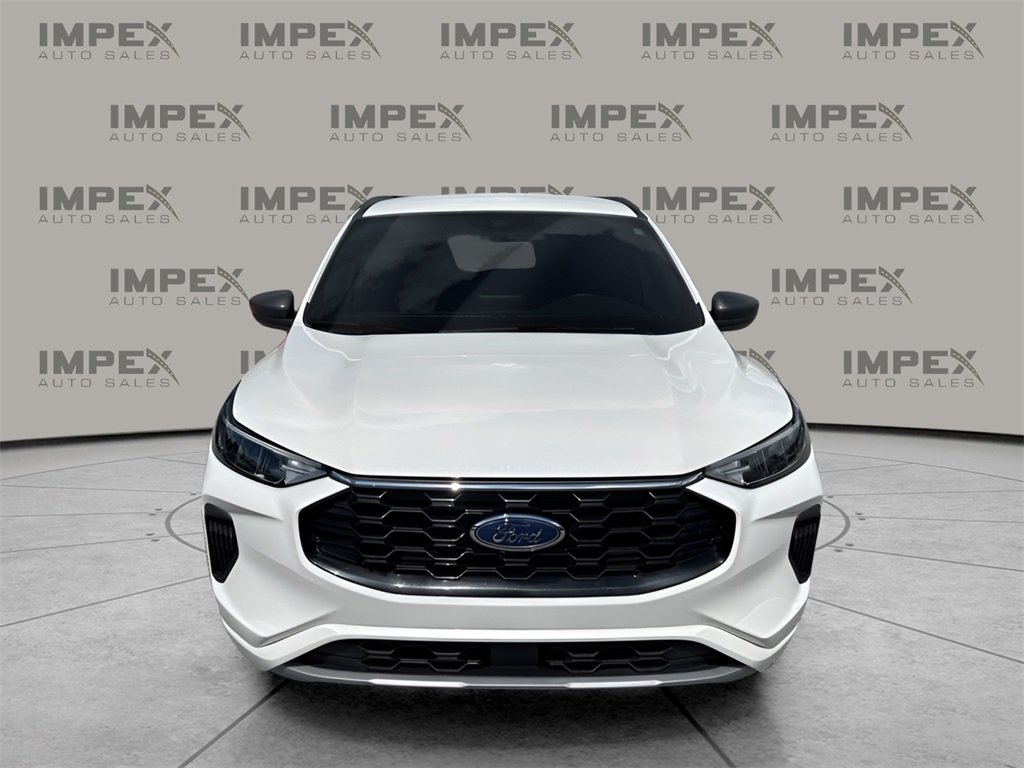 2024 Ford Escape ST-Line photo 8