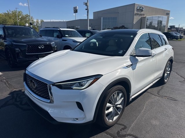 2022 Infiniti QX50 Luxe photo 7