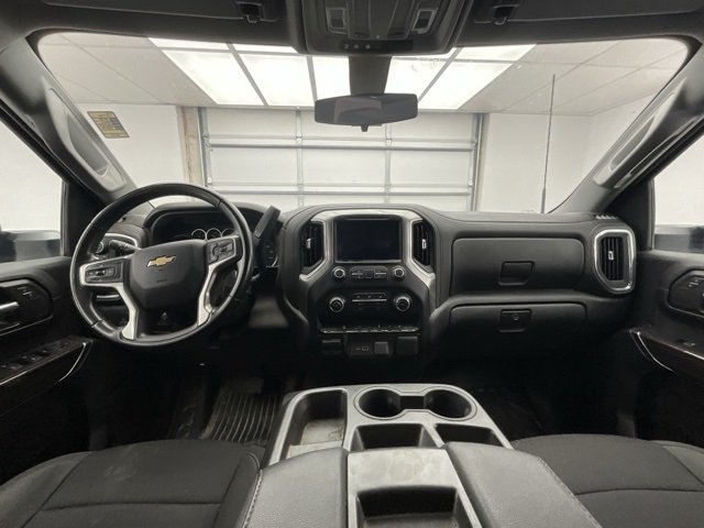 2023 Chevrolet Silverado 3500HD LT photo 3