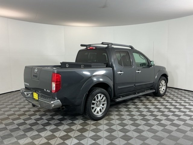2011 Nissan Frontier SL photo 4