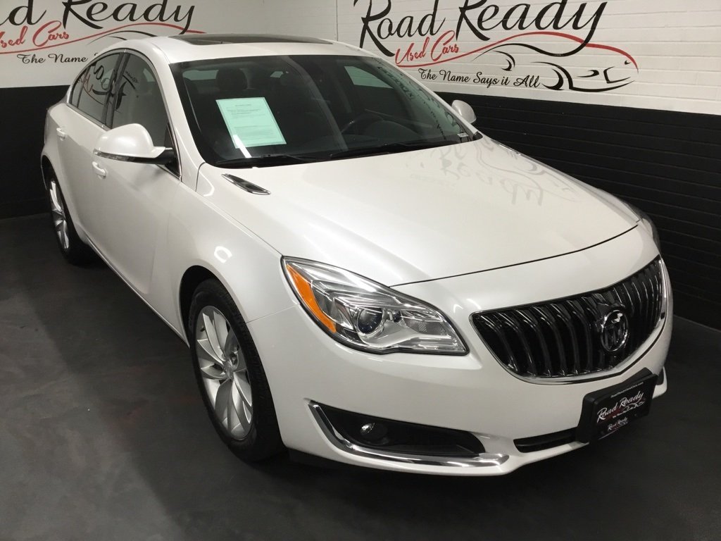 2016 Buick Regal Turbo photo 2