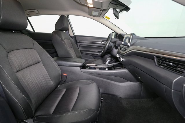 2024 Nissan Altima 2.5 SV photo 14