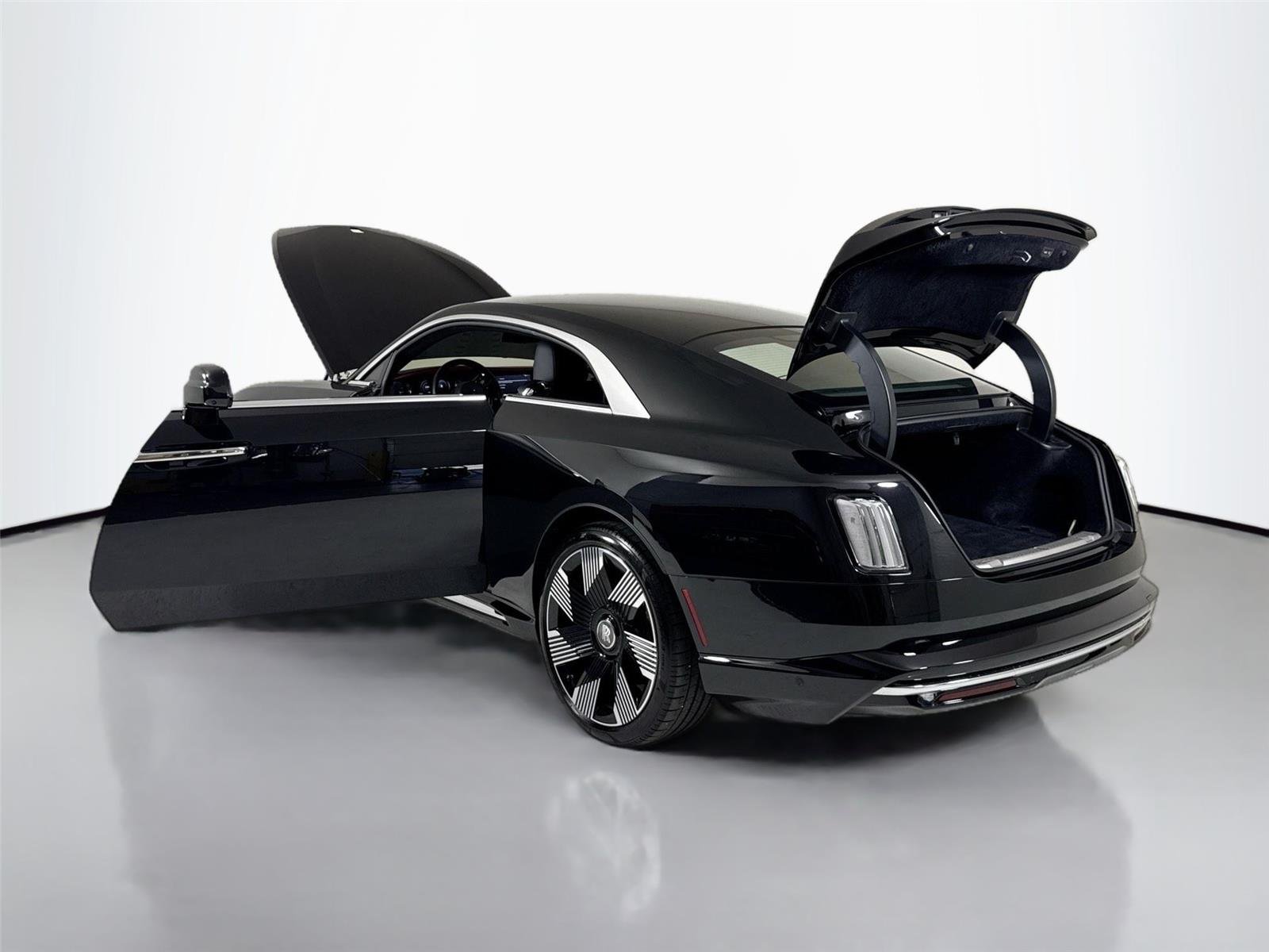 2024 Rolls Royce Spectre photo 37