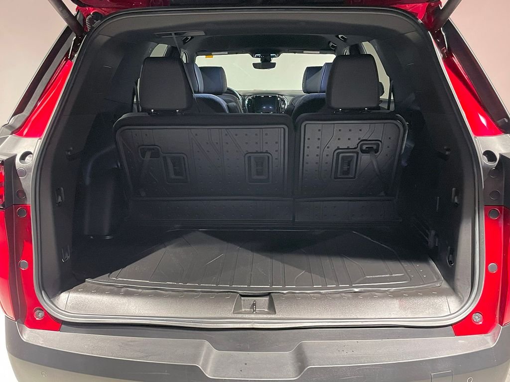 2023 Chevrolet Traverse RS photo 4