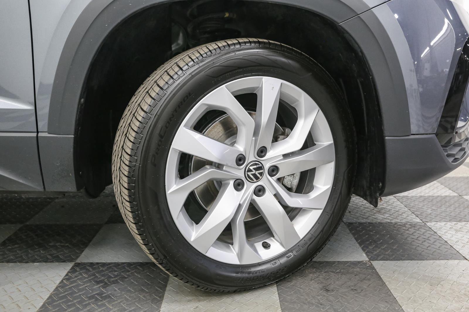 2023 Volkswagen Taos S photo 11
