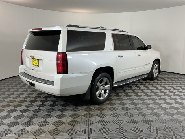 2016 Chevrolet Suburban LTZ photo 2