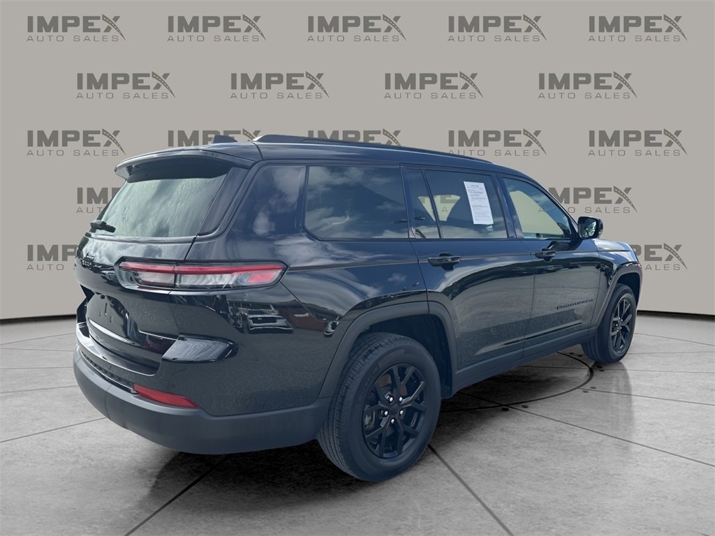 2024 Jeep Grand Cherokee Altitude photo 4