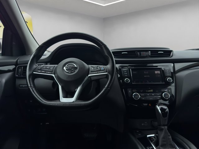 2022 Nissan Rogue Sport SL photo 13