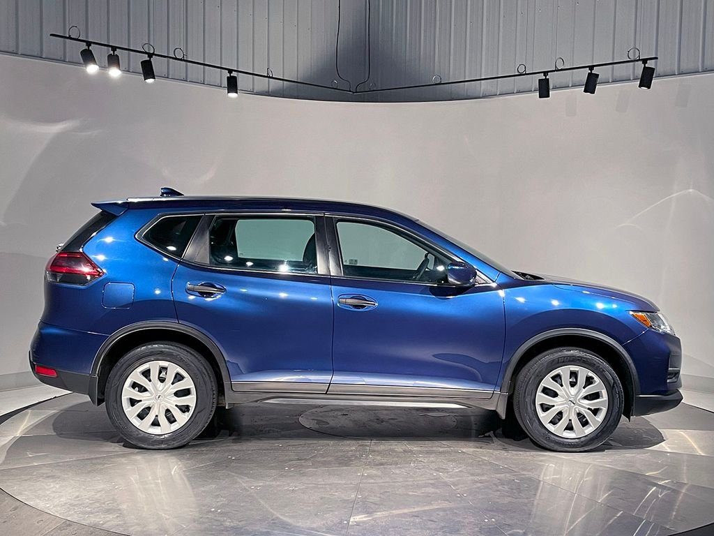 2019 Nissan Rogue S photo 6