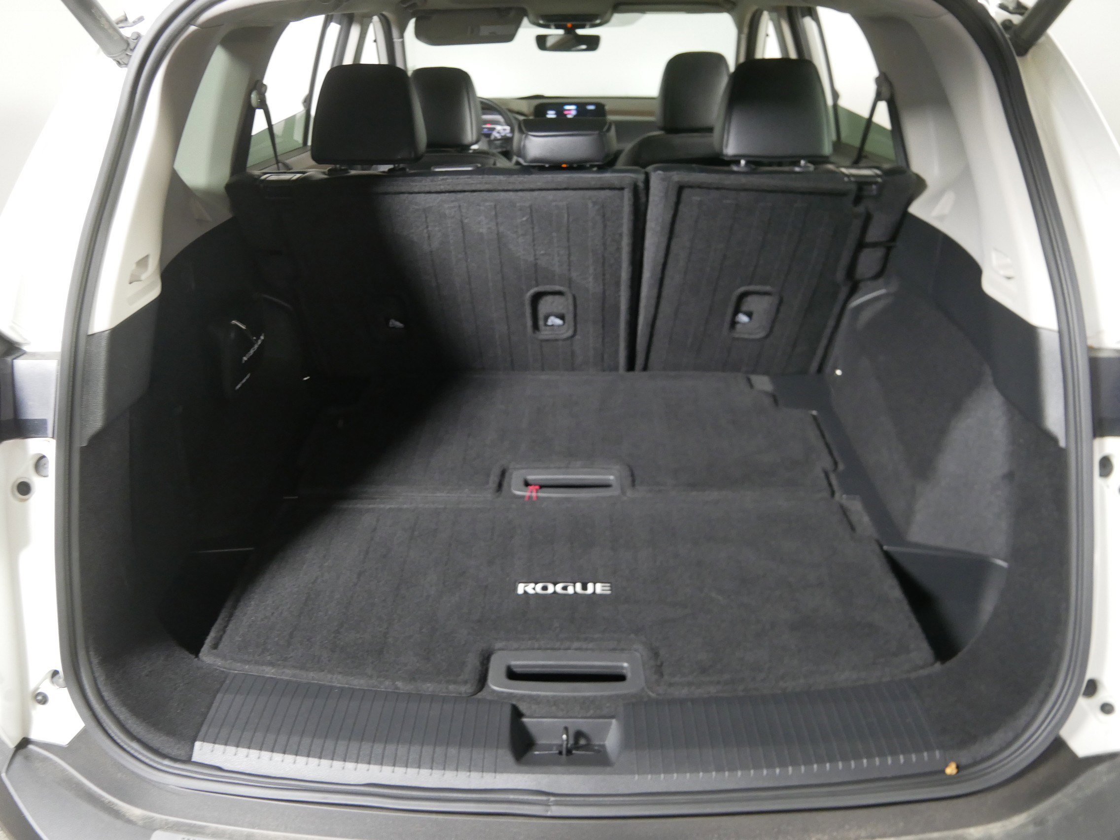 2023 Nissan Rogue SL photo 16