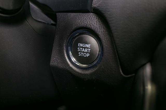 2025 Toyota RAV4 XLE photo 24