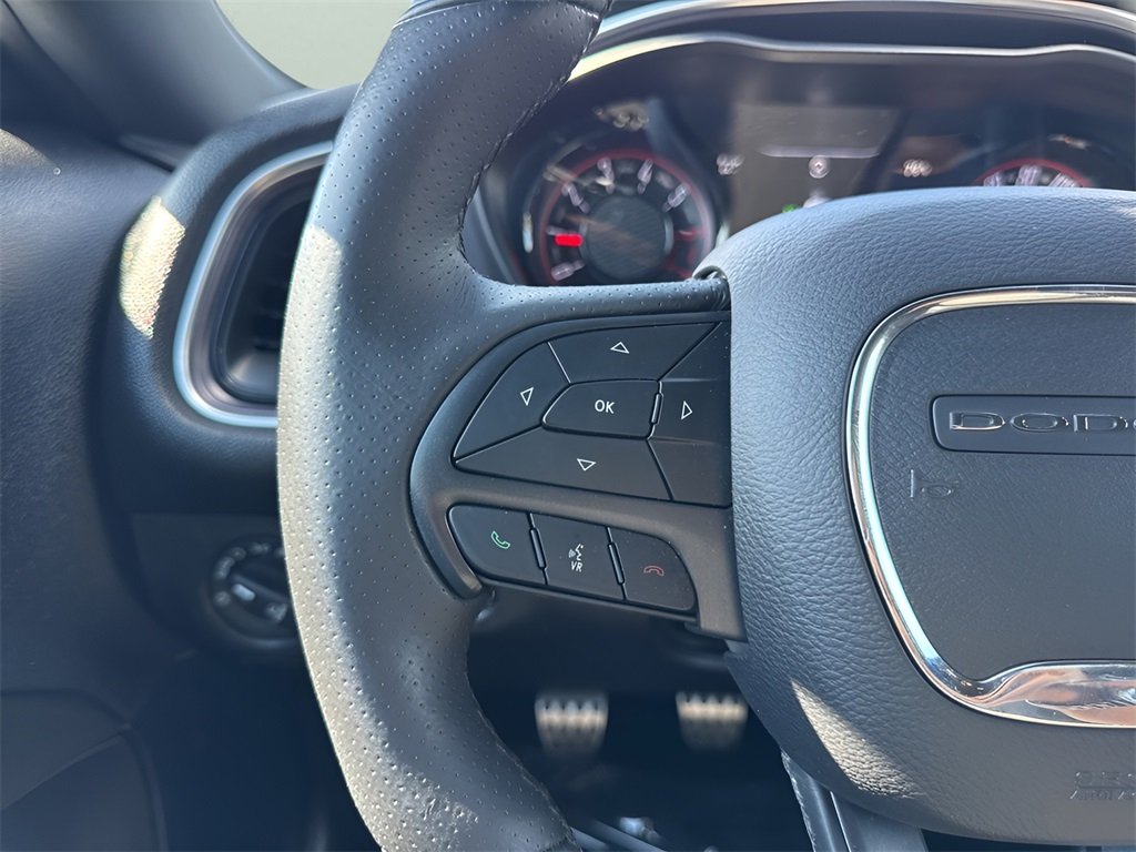 2018 Dodge Challenger R/T photo 12