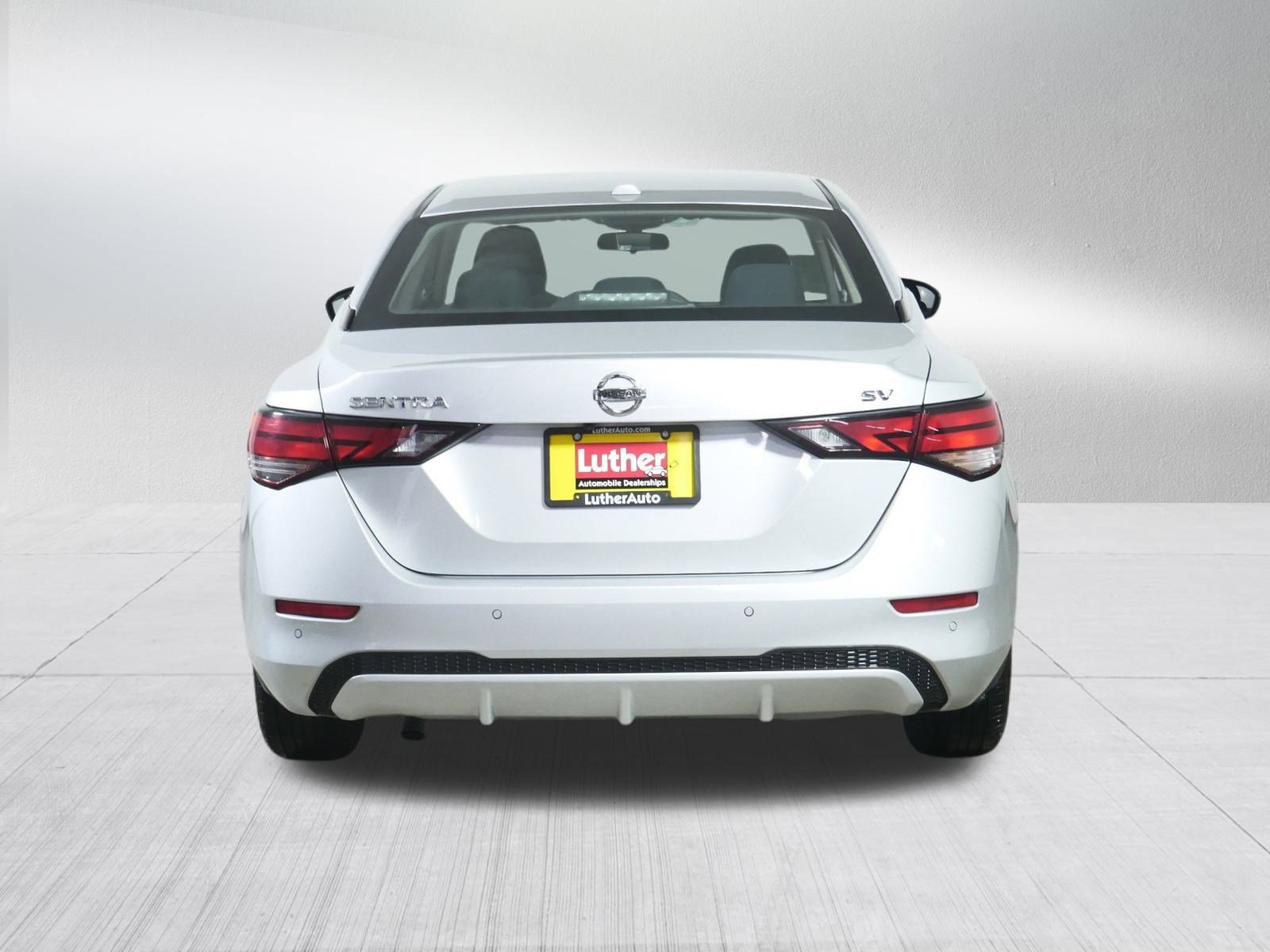 2023 Nissan Sentra SV photo 6
