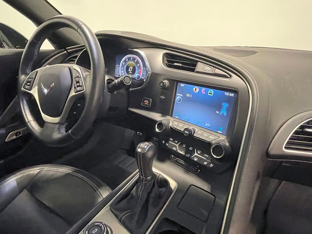 2015 Chevrolet Corvette Stingray 2LT photo 46