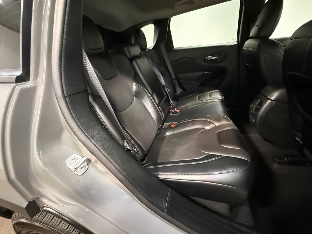 2023 Jeep Cherokee Altitude photo 55