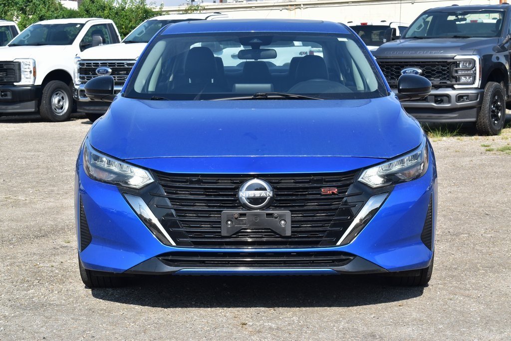 2024 Nissan Sentra SR photo 2