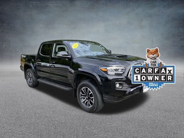 2023 Toyota Tacoma TRD Sport photo 2