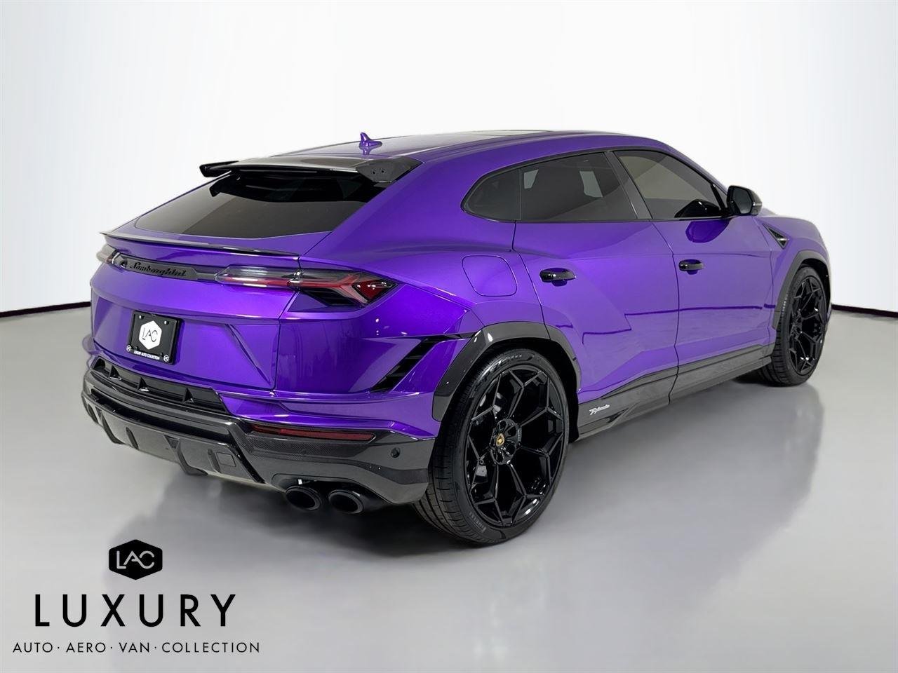 2024 Lamborghini Urus Performante photo 4