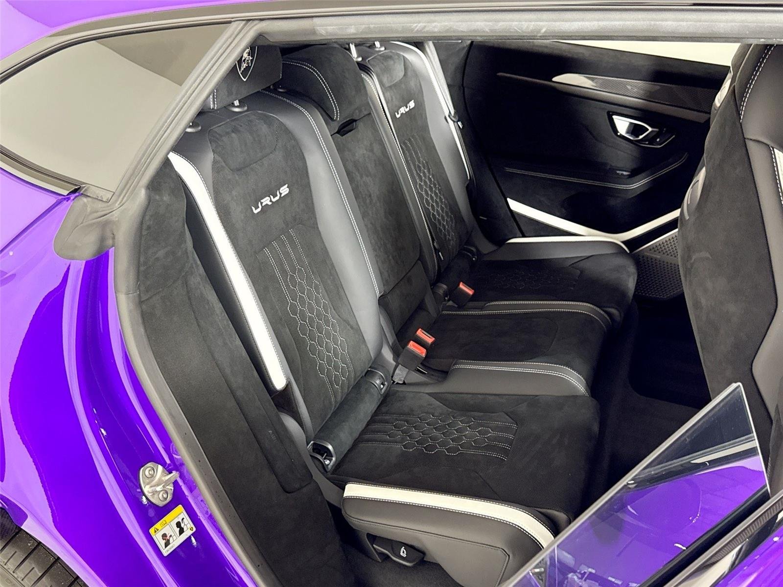 2024 Lamborghini Urus Performante photo 24