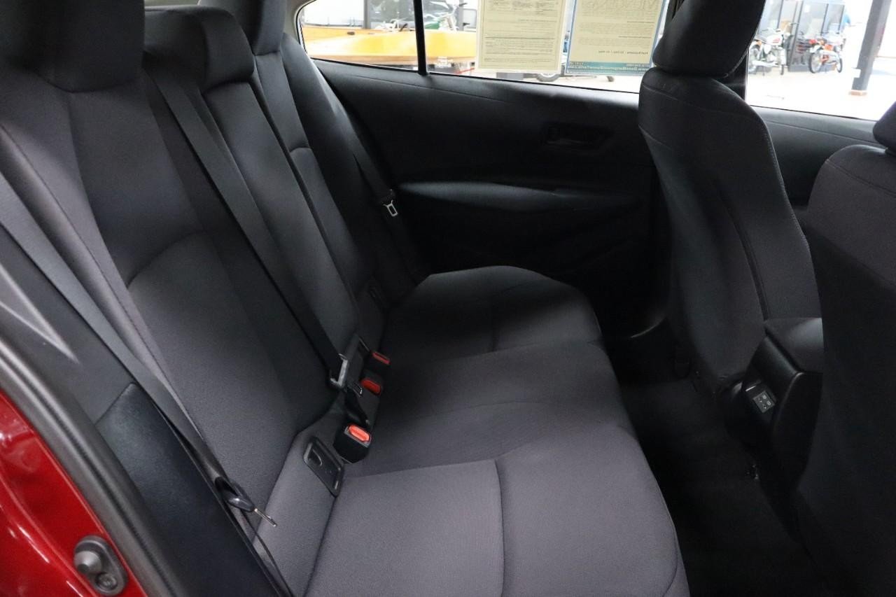 2023 Toyota Corolla LE photo 18