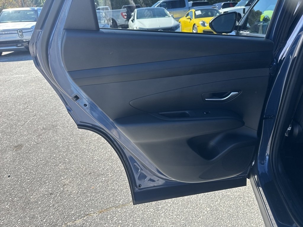 2025 Hyundai Tucson SEL photo 23