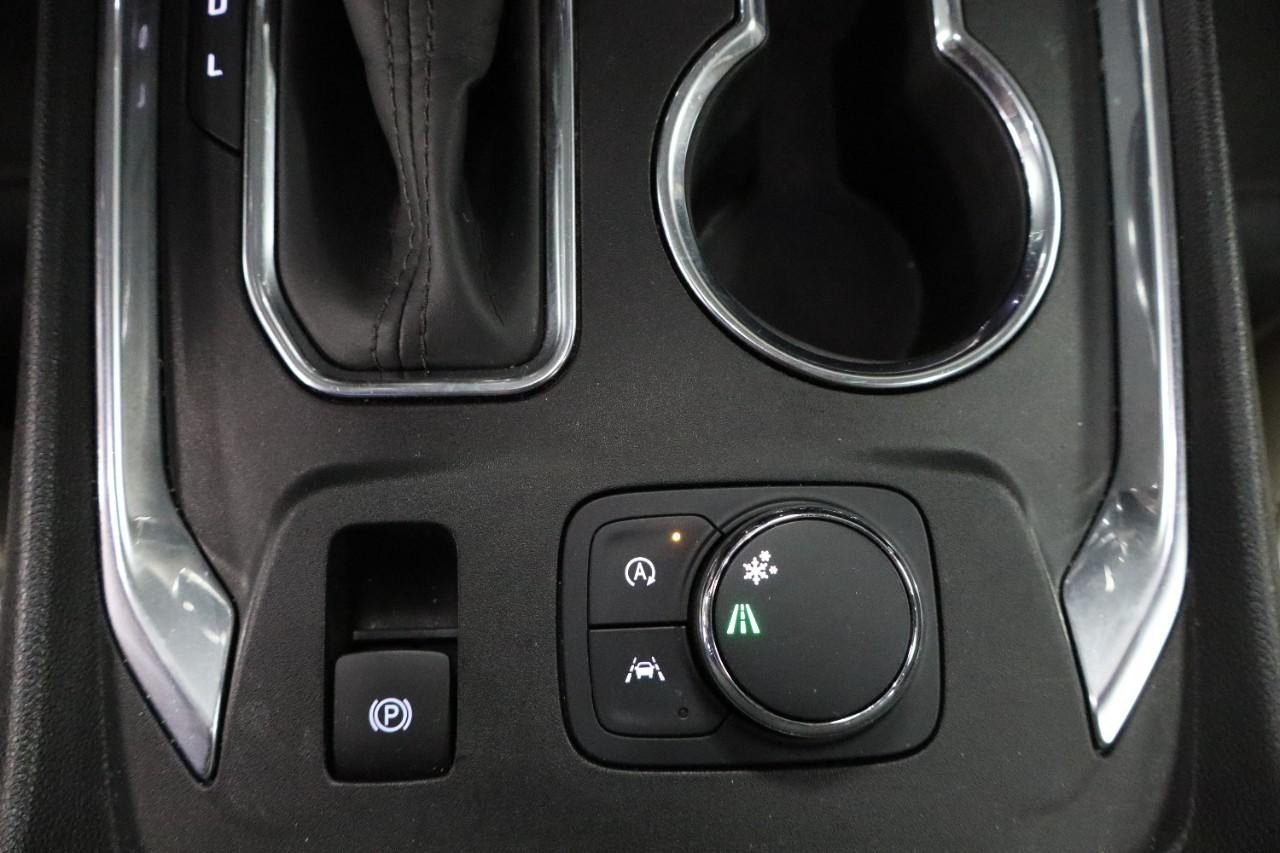 2023 Chevrolet Traverse Leather photo 16