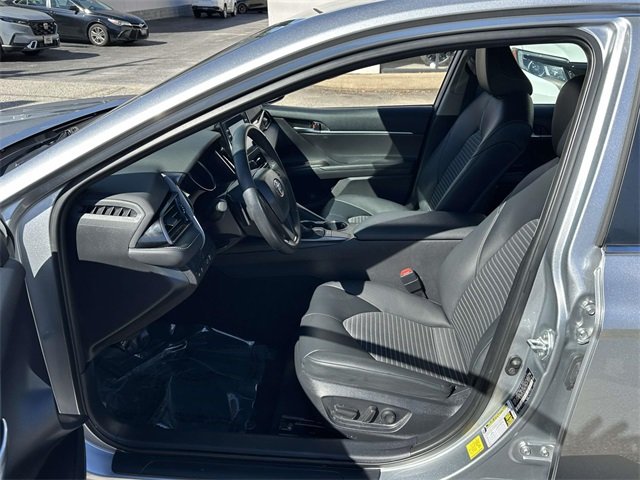 2023 Toyota Camry SE photo 15